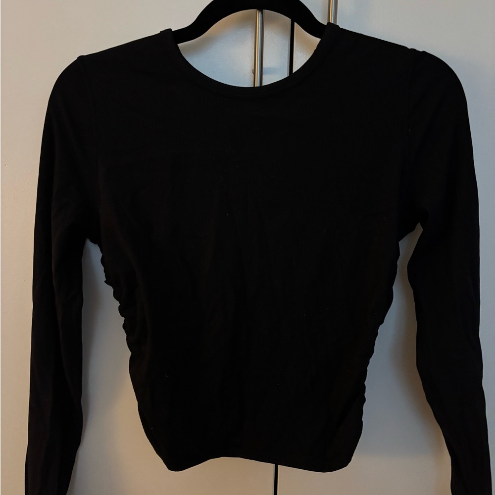 LULULEMON BLACK TOP